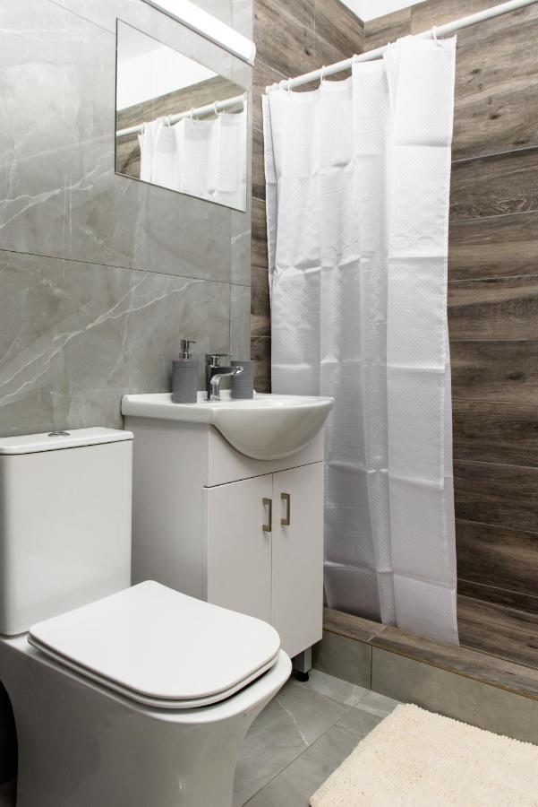 Callisto 3 Bedroom Apartment Ларнака Екстер'єр фото