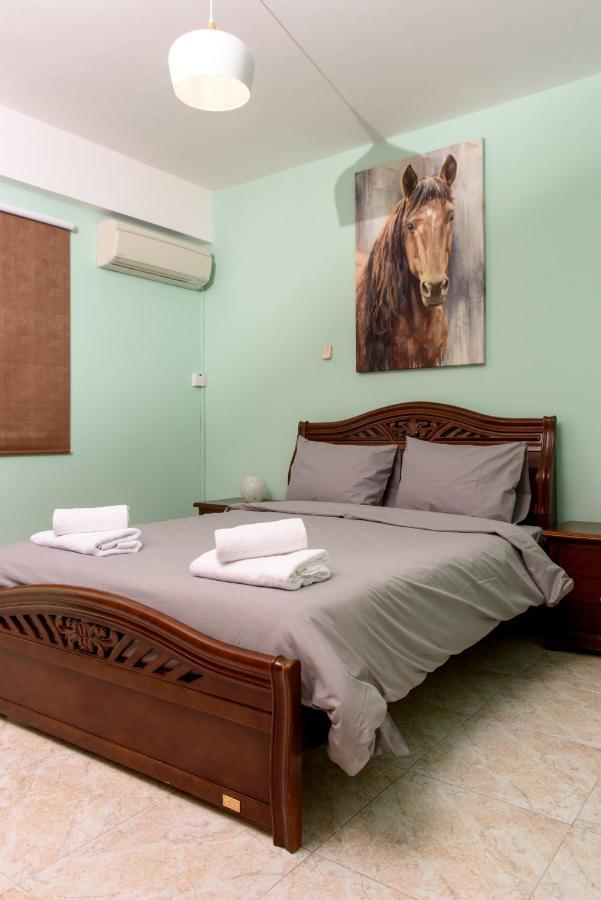 Callisto 3 Bedroom Apartment Ларнака Екстер'єр фото